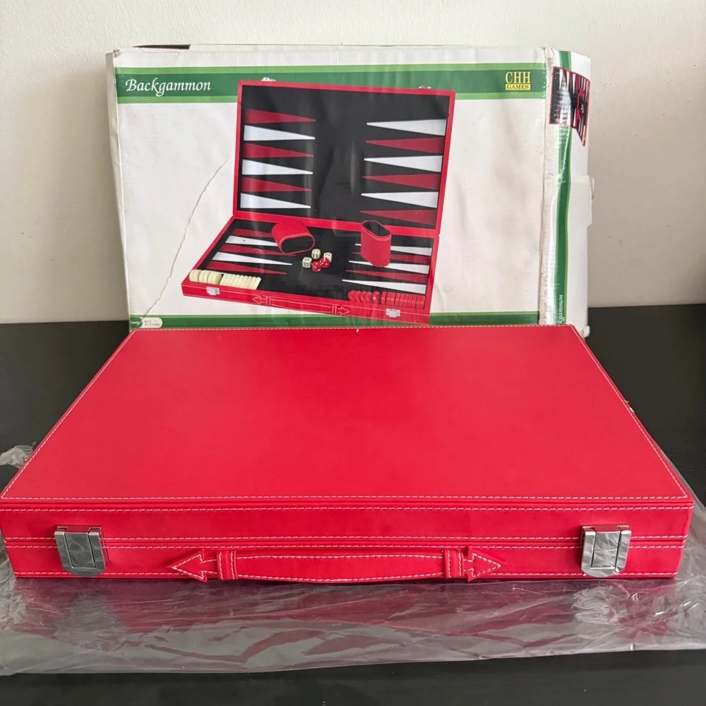 NEW 15" Red Leatherette Backgammon Game Set Black & Red Velour Inlay Board - Picture 8 of 14